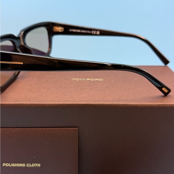 NIB Tom Ford Classic Black RX Glasses - Picture 3 of 9
